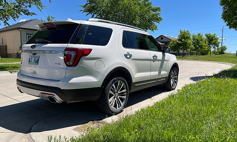 2017 Ford Explorer P...