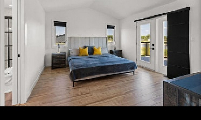 Brand New 3 Bed 2 Ba...