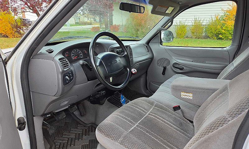 1997 Ford F-150 Xl 2...
