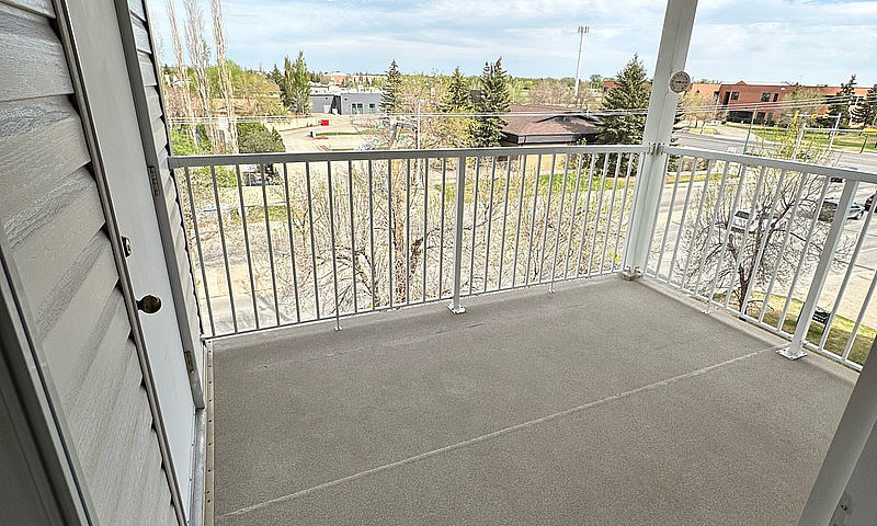 2 Beds 2Baths - Apar...