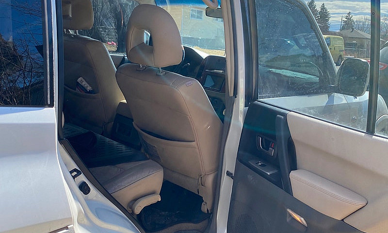 Mitsubishi Montero...