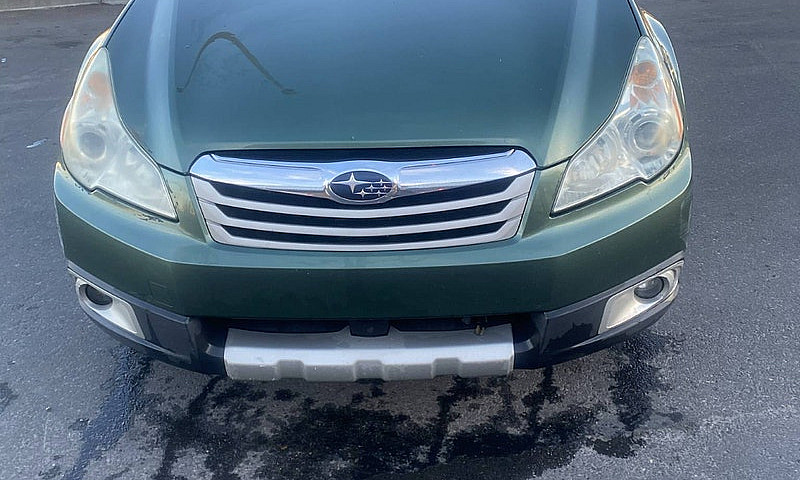 2011 Subaru Outback...