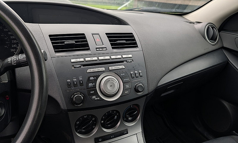 2011 Mazda 3 - $7,50...