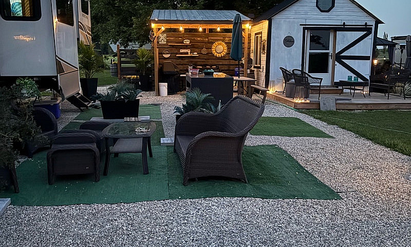Turnkey Seasonal Ret...