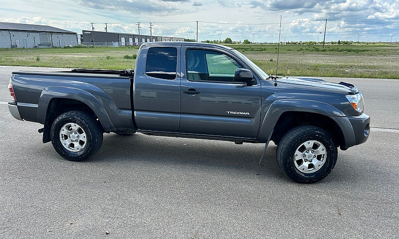 2010 Toyota Tacoma S...