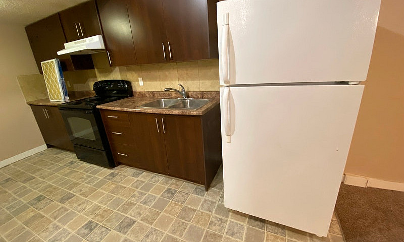 Bright One Bedroom B...