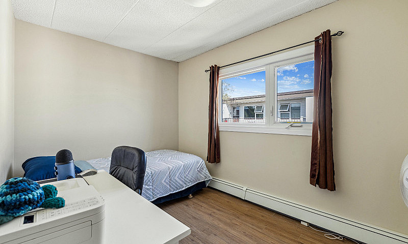 Apartment Condo For ...