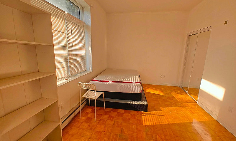 5 1/2 For Rent $1535...