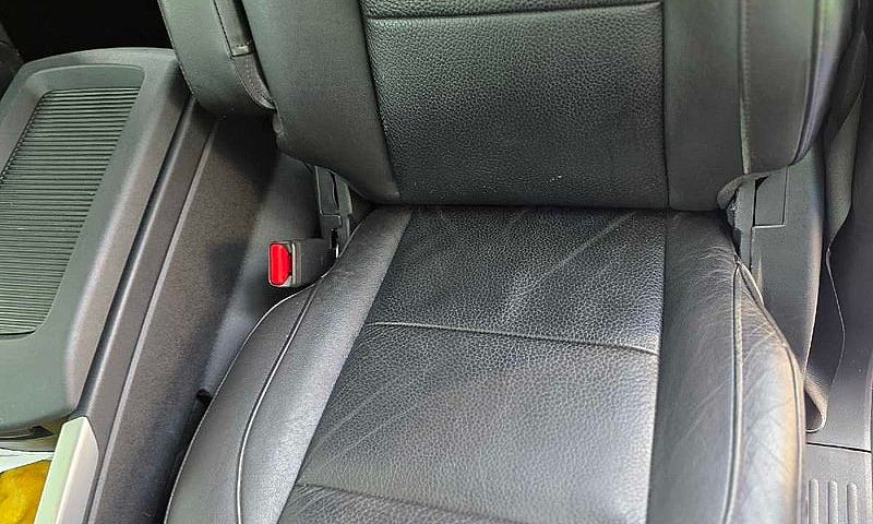 2013 Nissan Titan Sl...