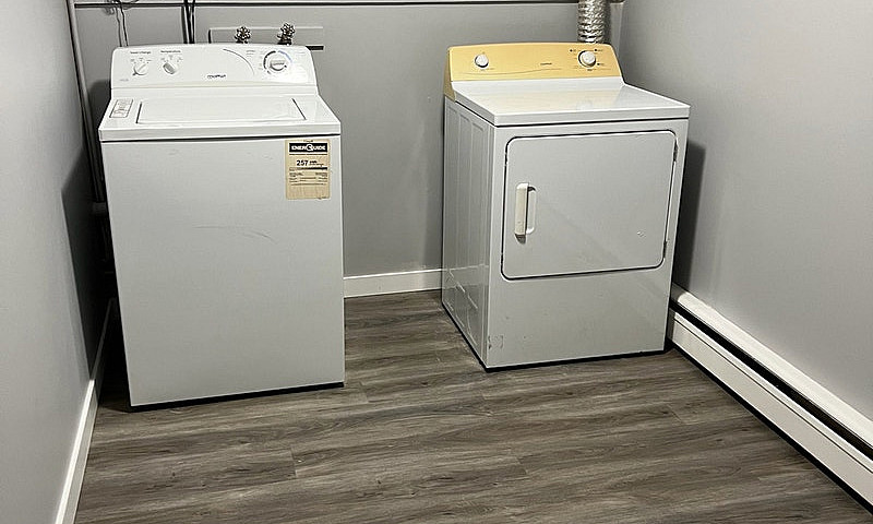 2 Bedroom Apt In Gla...