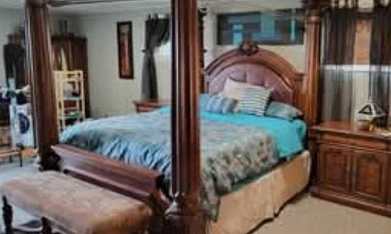 House For Sale On 40...