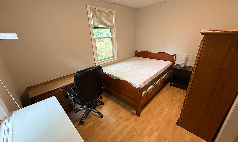 Student Housing - Fo...