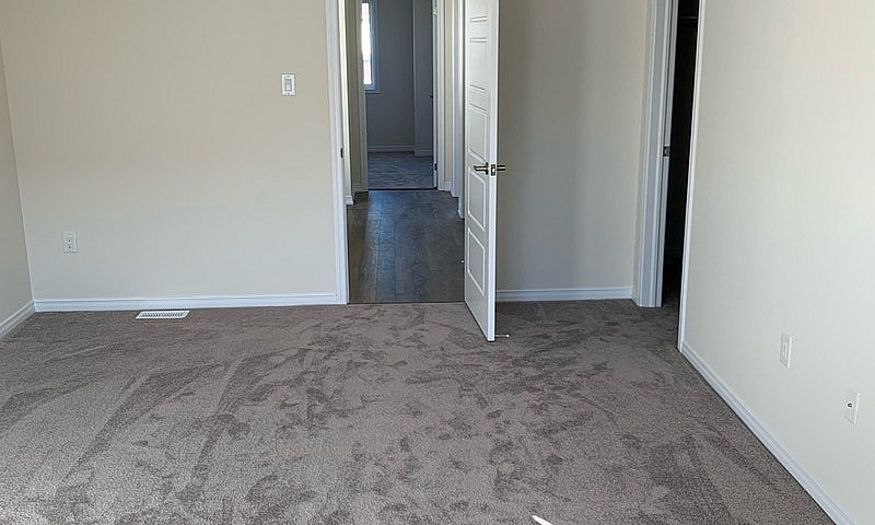 3 Bedroom End Unit T...