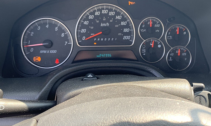 2004 Gmc Envoy...