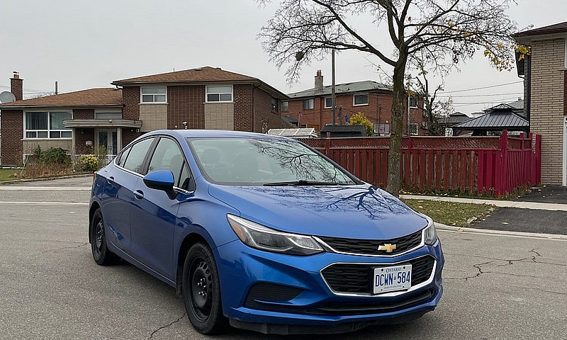 Chevy Cruze ...