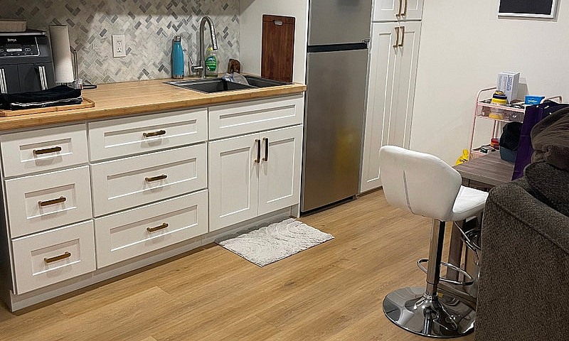 Amazing 1-Bedroom Ba...