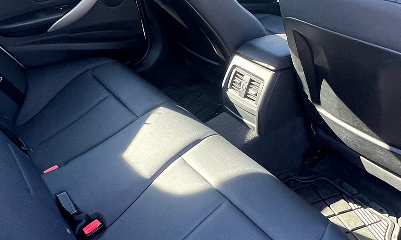 Bmw320I 2012  131.00...