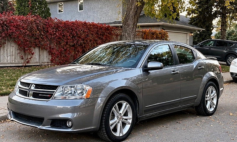 2013 Dodge Avenger...