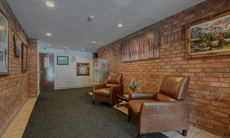 2 Bed 1 Bath Woodsto...