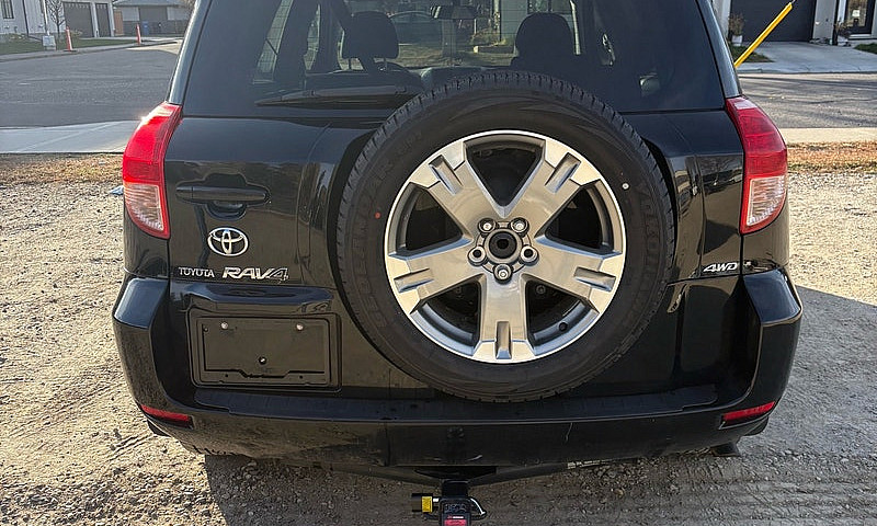 2008 Toyota Rav4, V6...