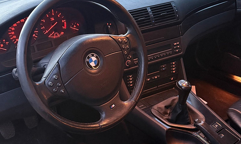 1999 Bmw 528I...