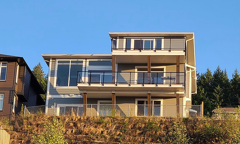 2 Bedroom 1 Bathroom...