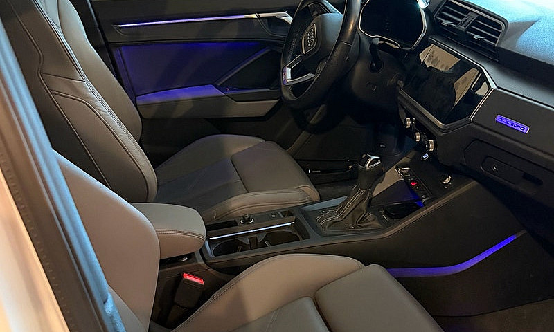 2024 Audi Q3 Progres...