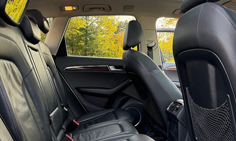 2010 Audi Q5 Prestig...