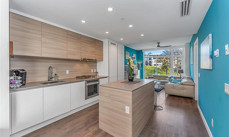 Condo For Sale - Son...