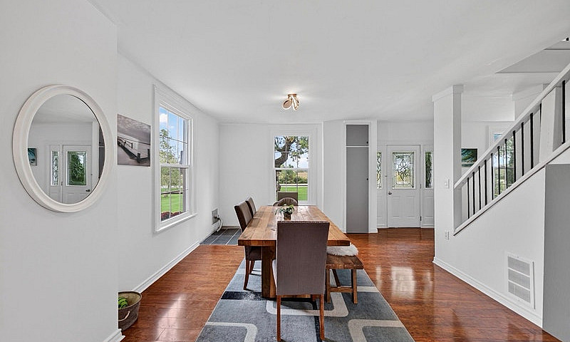 House For Sale 275 H...