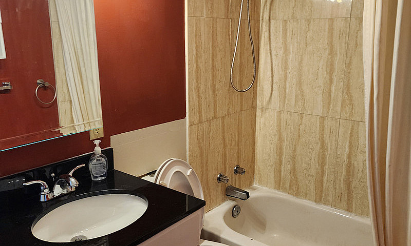Furnished 3 Bed 2 Ba...