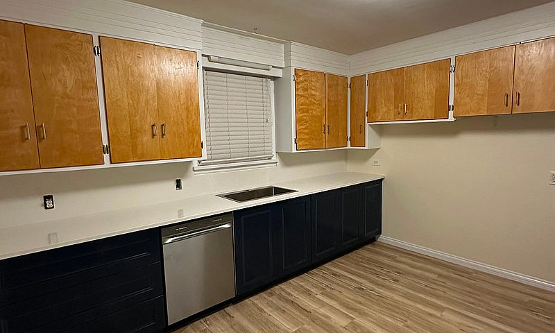 Riverview Duplex, Co...