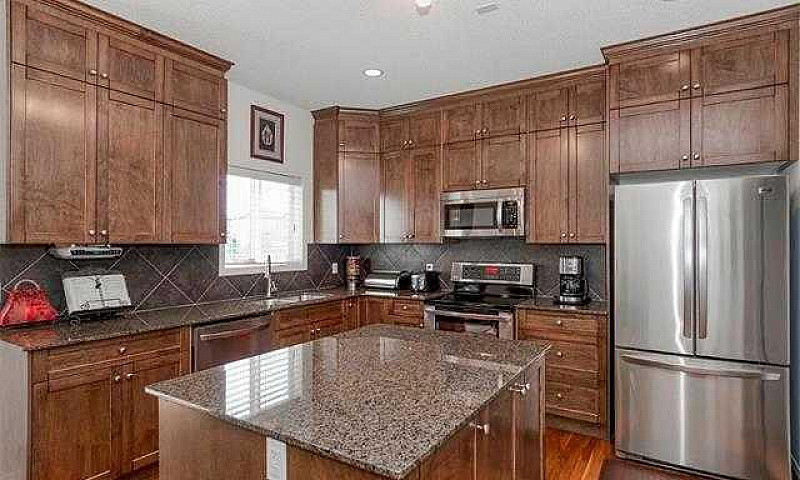 Buy/Sell House,Twnhm...