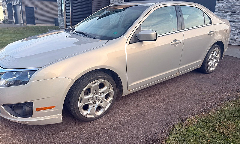 2010 Ford Fusion ...