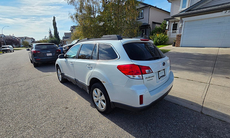 2012 Subaru Outback ...