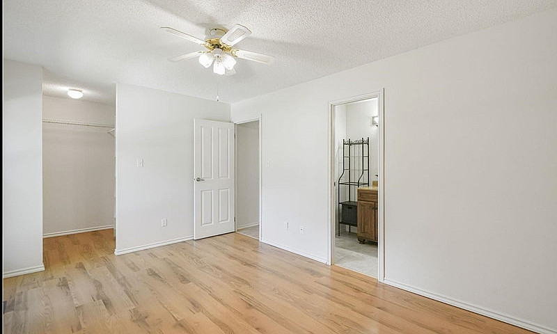 Updated 3-Bedroom Co...