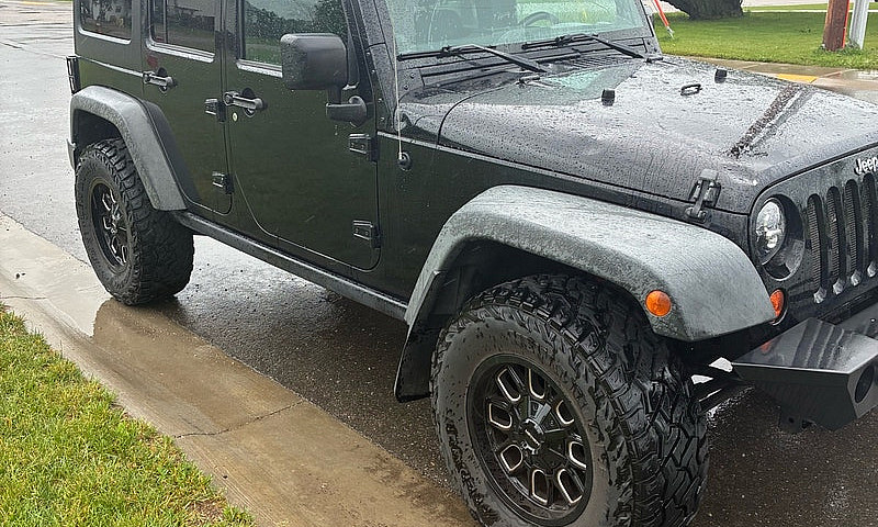 Jeep Wrangler Unlimi...