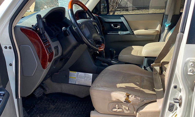 Mitsubishi Montero...
