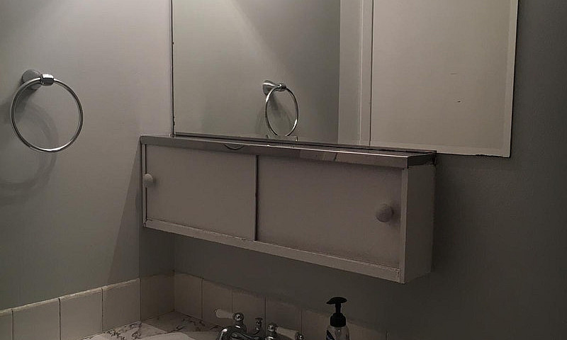 2 Bdrm Fourplex Suit...