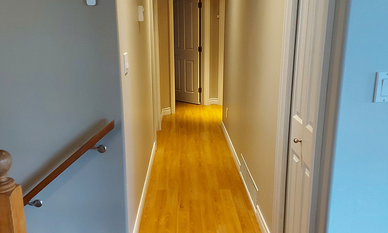 Bright 3 Bedroom For...