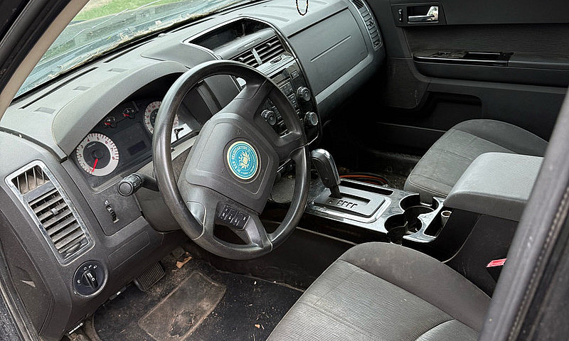 2010 Mazda Tribute ...