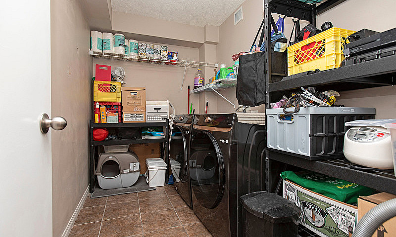 2 Bedroom Condo/Firs...