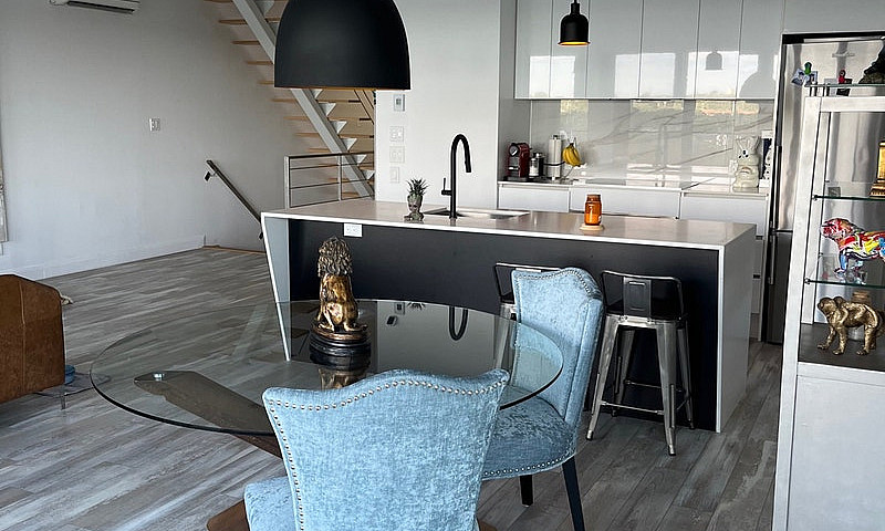 Condo À Louer ...