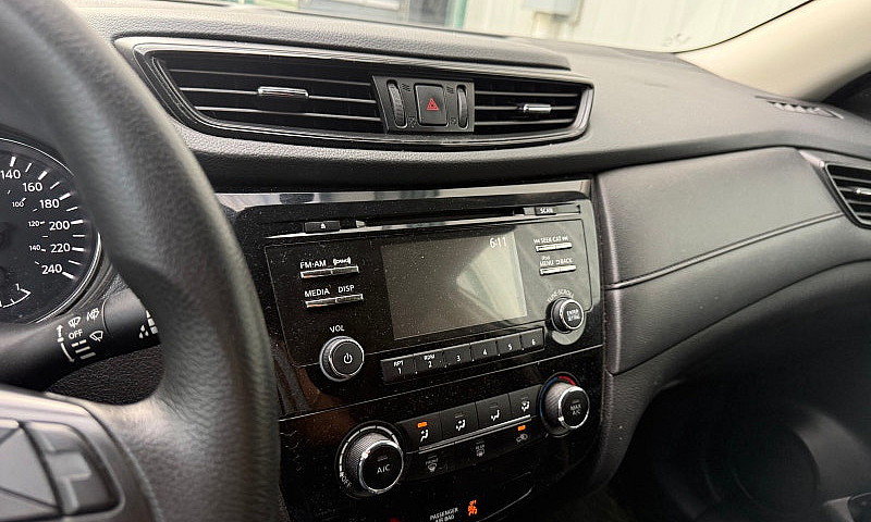 Nissan Rogue 2017...