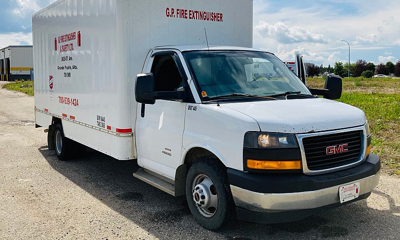 2018 Gmc Savanna Cut...