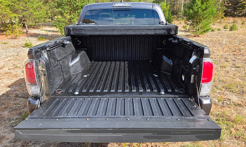 2021 Toyota Tacoma T...