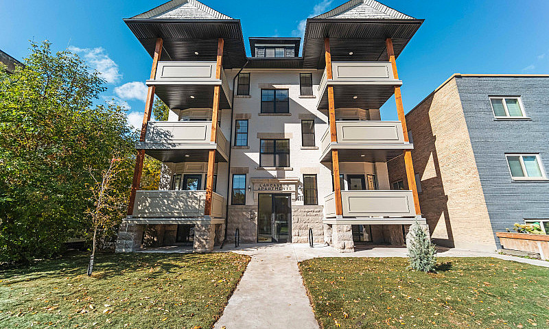 411 Stradbrook Ave -...
