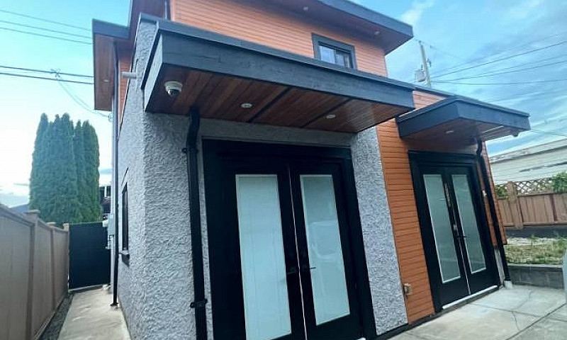 Vancouver, New 2 Bed...