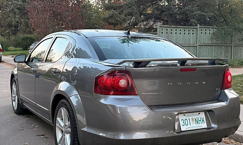 2013 Dodge Avenger...
