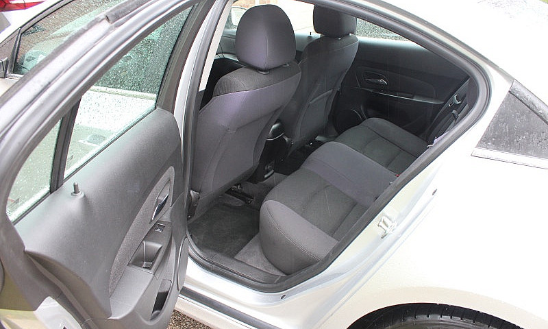 2012 Chevrolet Cruze...